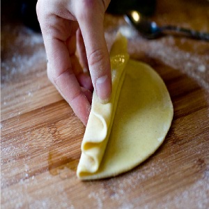 folding paratha dough